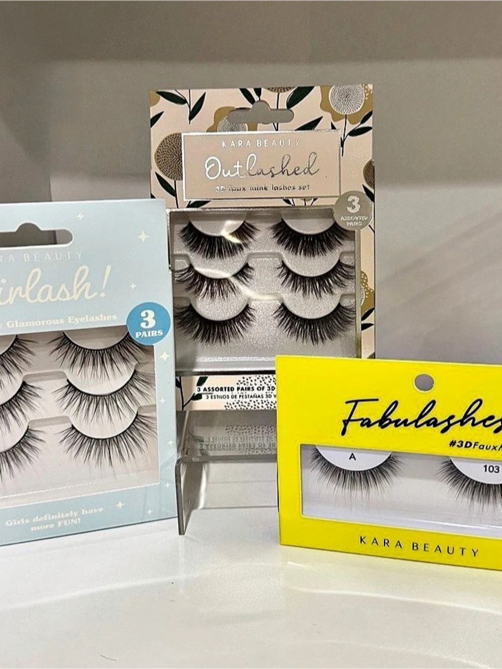 Kara Beauty False Eyelashes 3-Piece Set in Black